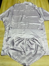 Daffodils Lila Glänzender Satin Short Pyjama + Kimono Set Gr. M WIE NEU!