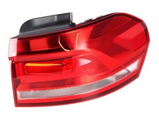 Rückleuchte rechts VW Touran II (5T) 1.0 TSI  85 kW  116 PS (12.2018-> ) 5TA945