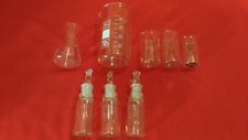  Konvolut Laborgläser DDR z.T. benutzt Meßbecher Dosierfläschchen Deko Küche