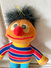 TOP-ERNIE-KULT-FIGUR-FERNSEHEN