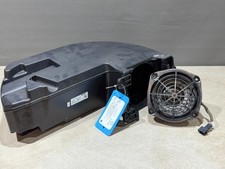 8J7035382 Subwoofer Lautsprecher Bass box BOSE für AUDI TT 8J Cabrio