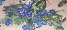 blaue / weiße Seidenblumen_Seiden-Rosen_Blumendeko_künstliche Blumen_Gräser