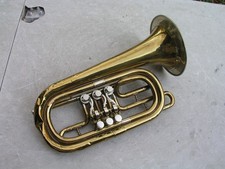 schöne Trompete Basstrompete Christian Schertel Bayreuth - hinten verbeult