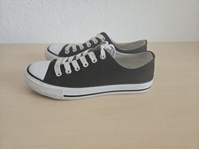 Chucks / Schuhe / Sneaker ~
