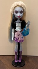 Monster High Puppe Abbey Bominable Basic First Wave mit Fashion Pack Outfit