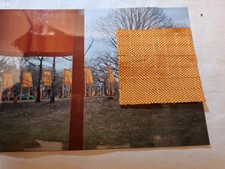 Christo & Jeanne-Claude - Stoffprobe "The Gates" - Central Park NY  7 x 7 cm