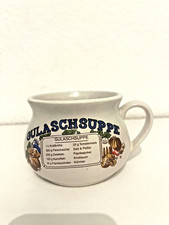 Gulaschsuppe Tasse mit Rezept