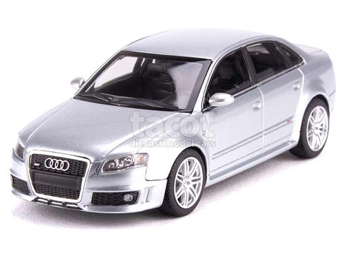 Audi rs4 2004 - -, maxichamps