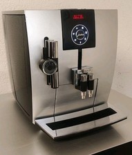 JURA J9.2 Platin/Pianoblack Kaffeevollautomat 