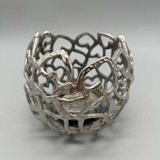 Formano Windlicht Kugel mit Herz-Durchbruch – Mattes Silber-Aluminium | Deko Win