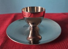 Eierbecher Aus Metall mit