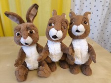 WWF Plüschtiere 3x Hasen Set Sammlung ca 23 cm Stofftier Kuscheltiere braun Weiß