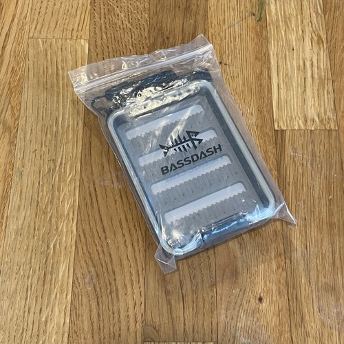 Bassdash fliegenbox zum - fliegenbox,