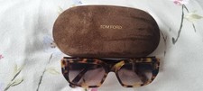 Sonnenbrille Tom Ford mit Etui