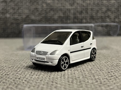 Matchbox 1999 mercedes benz - benz, a