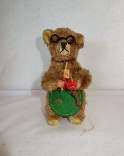 Mechanische figur strickender - figur,