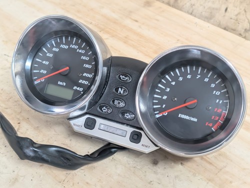 Suzuki bandit gsf 600 wva8 - suzuki,