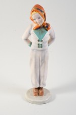 Q40X10- Keramos Wien Keramik Figur Mädchen mit Kopftuch handbemalt