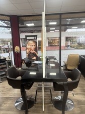 Friseureinrichtung – 4