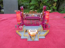 Karussell Karussell "Top Spin"mit Moto u.Figuren - HO - 1/87 - FALLER