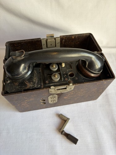 Feldtelefon von 1943 - ii,