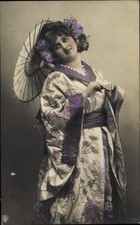 Foto Ak Portrait einer Frau in japanischer Tracht, Sonnenschirm,... - 10683092