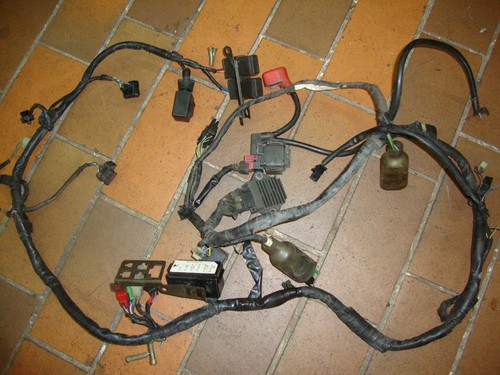 Cbr 900 sc28 kabelbaum regler - sc28,