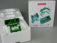 Wiking 1/32 Frontlader Zubehör Werkzeuge Set A John Deere grün 077381 Box 130260