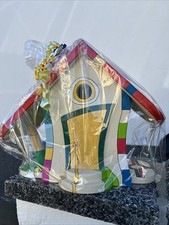 Vogelhaus Nach Hundertwasser