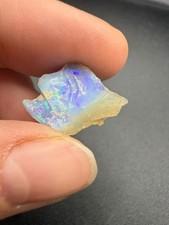Opal Welo 5.8ct Edelstein