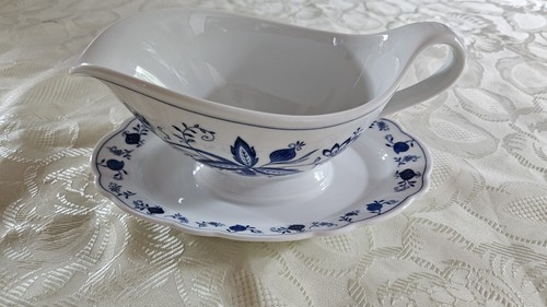 Sauciere mit festem teller - sauciere,