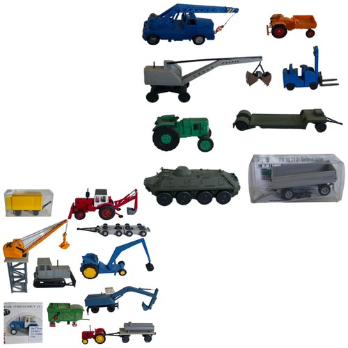 Maschinen anhänger modelle - &,