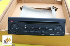 Neue Radio/CD Kombination Renault Trafic 2 anthrazit Et.Nr. 8200633634