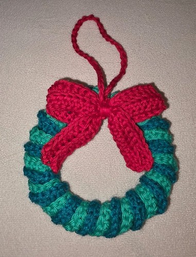 Adventskranz gehäkelt