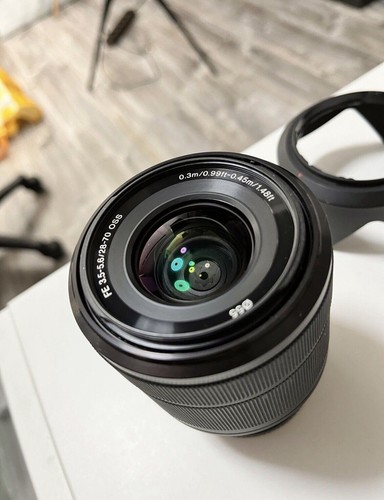 Sony 70mm 5 6 - 28-70mm, oss