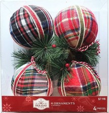 HOLIDAY Time 4 Plaid Fabric Ornaments karierte Stoff Weihnachtskugeln Import USA