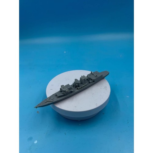 700 deutsch marine typ f122 - 1/700,