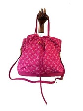 LOUIS VUITTON "Noefull" MM