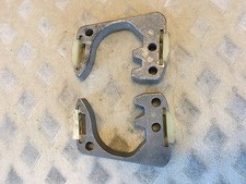 Trabant 601 Schließkeile links & rechts