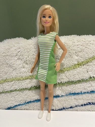 Barista barbie fashion pack - barista,