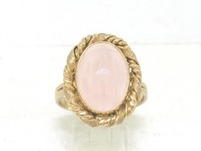 Ring 333 Gelbgold 8Kt Gold ovaler  Rosaquarz Rosenquarz Cabochon  1970er Jahre