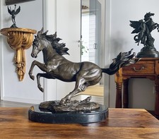 Bronzefigur Pferd Skulptur Horse Kunst Figur Antik Stil Statue Tierfigur Bronze
