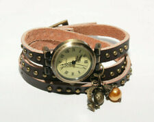 Armbanduhr Wickelarmbanduhr braun mit Anhänger Globus Quarzlaufwerk