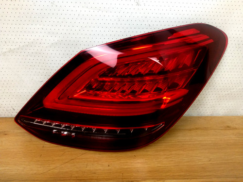 Mercedes w205 limo mopf - w205,