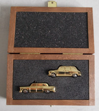 Schuco Piccolo Weihnachten 2008 Taxi Set Händlermodell Gold Holzkiste