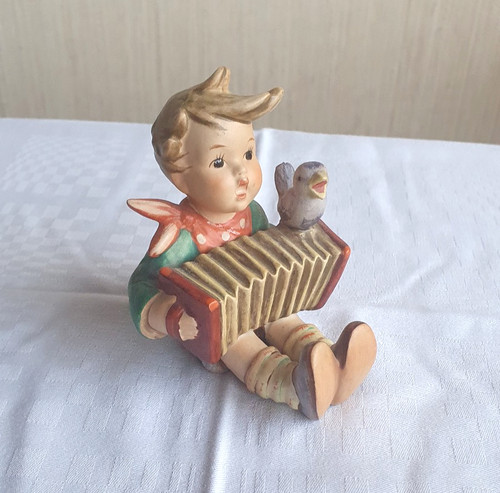 Göbel hummelfigur 110 1 - nr, 110/1