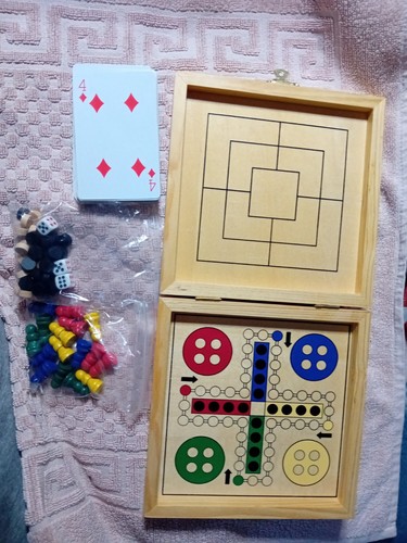 Reisespielbox aus holz dame - reisespielbox,