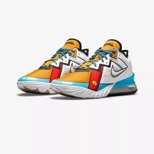 CV7562-104 Nike LeBron 18 Low