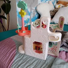 Littlest Pet Shop Tierrettung Tierarzt Spielhaus  Aufklappbar Mit Karussellturm