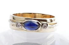 Saphir Ring mit Brillanten in